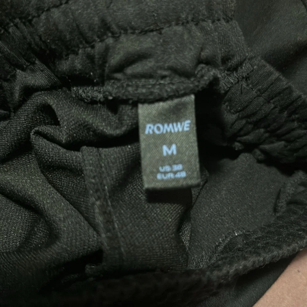 shorts - Picture 3 of 3